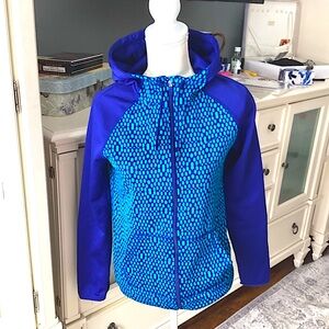 🦌 Nike Therma-fit size small zip-up hoodie with thumbholes & pockets